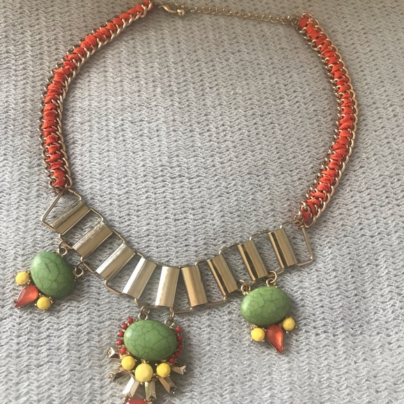 Art Deco Style Costume Necklace - Picture 2 of 3